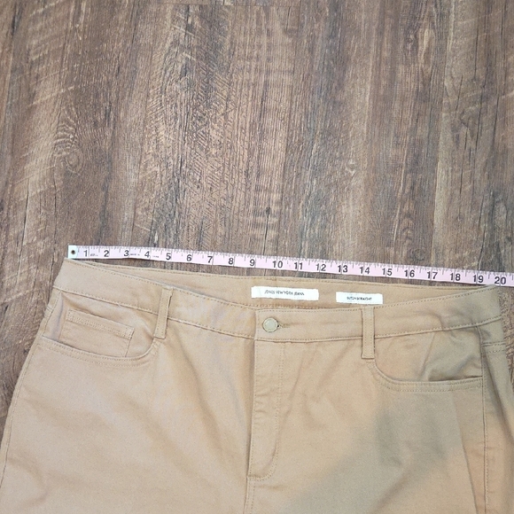 Jones New York Sutton Straight Khaki Pants - Picture 11 of 11